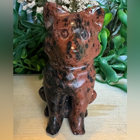 Mahogany Obsidian Crystal Dog Carving - Picture 3 of 10